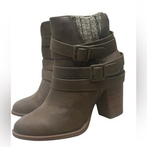 Shoe Dazzle Riley Taupe Ankle Booties with Buckle Straps